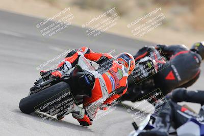 media/Dec-17-2022-SoCal Trackdays (Sat) [[224abd9271]]/Turn 10 Backside (120pm)/